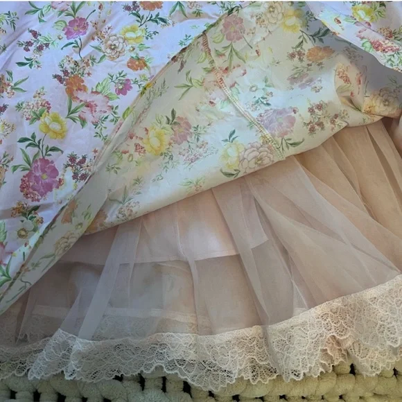 House of CB Rosalee Floral Pink Midi - Picture 3 of 12